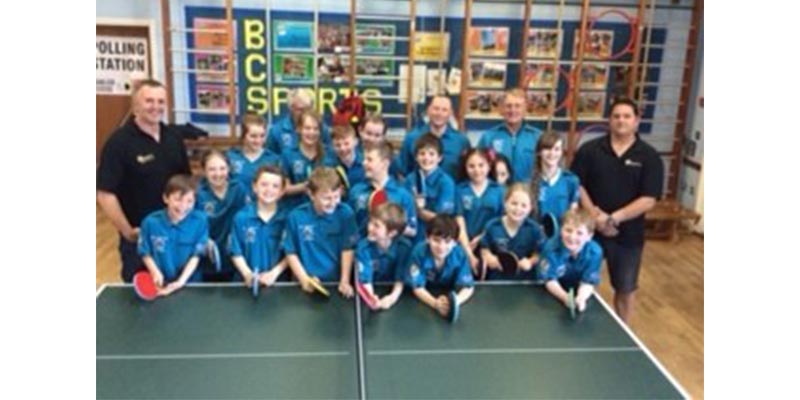 North Newington BCS Table Tennis – new team kit thanks to sponsorship including Glazpart
